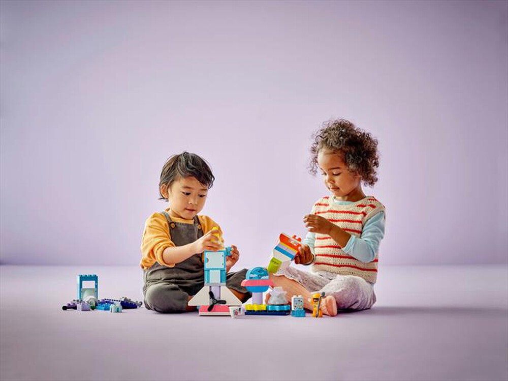 Immagine del prodotto LEGO - DUPLO Town Avventura dello SpaceShuttle 3in1 10422