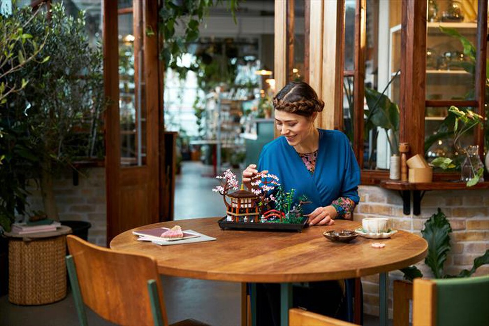 Immagine del prodotto LEGO - ICONS Il Giardino Tranquillo 10315