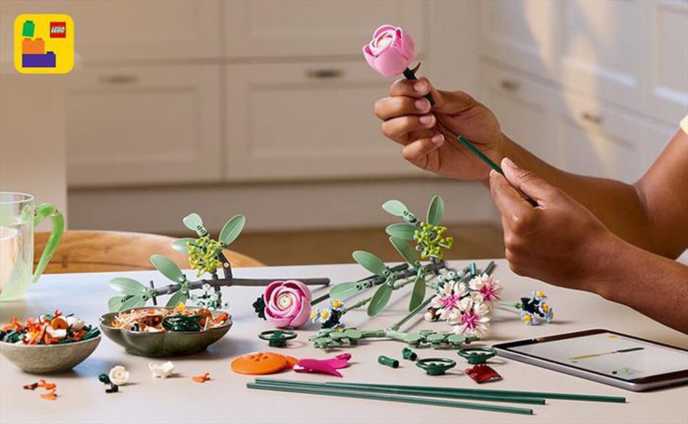 Immagine del prodotto LEGO - BOTANICALS Bouquet di fiori rosa 10342