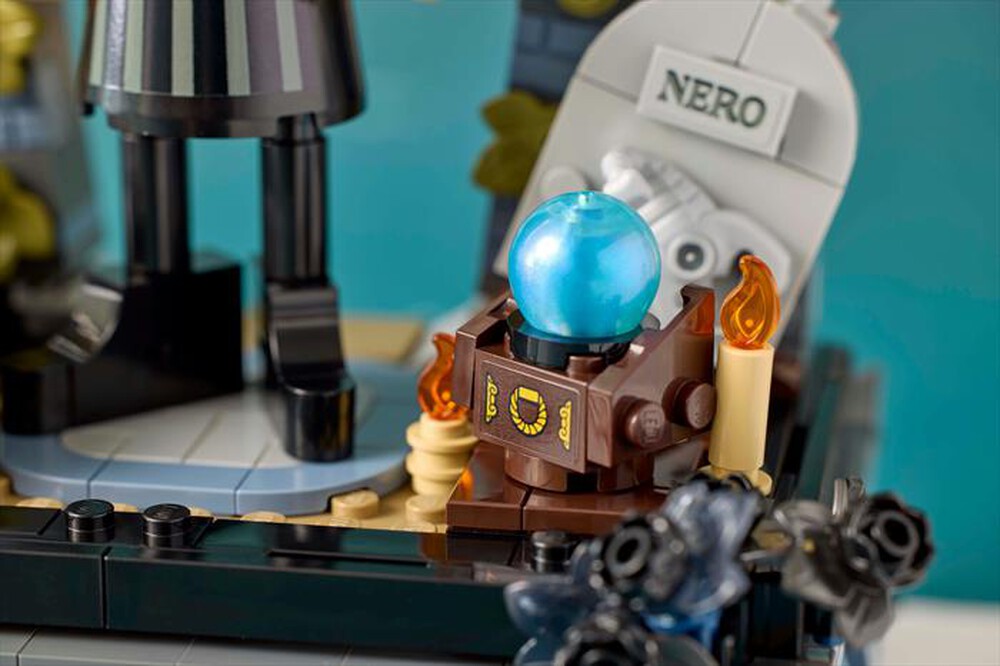 Immagine del prodotto LEGO - WEDNESDAY Personaggio di Mercoled&igrave; Addams 76780