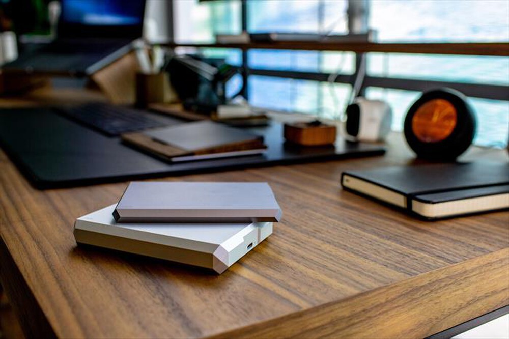 "LACIE - HARD DISK PORTATILE CON CONNETTORE USB-C. 4TB-moon silver"