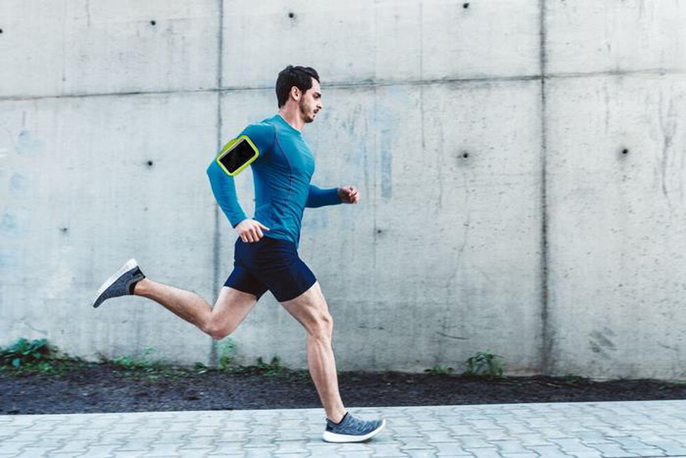 Immagine del prodotto CELLULARLINE - Fascia da braccio ARMBAND FITNESS - UNIVERSALE-Lime