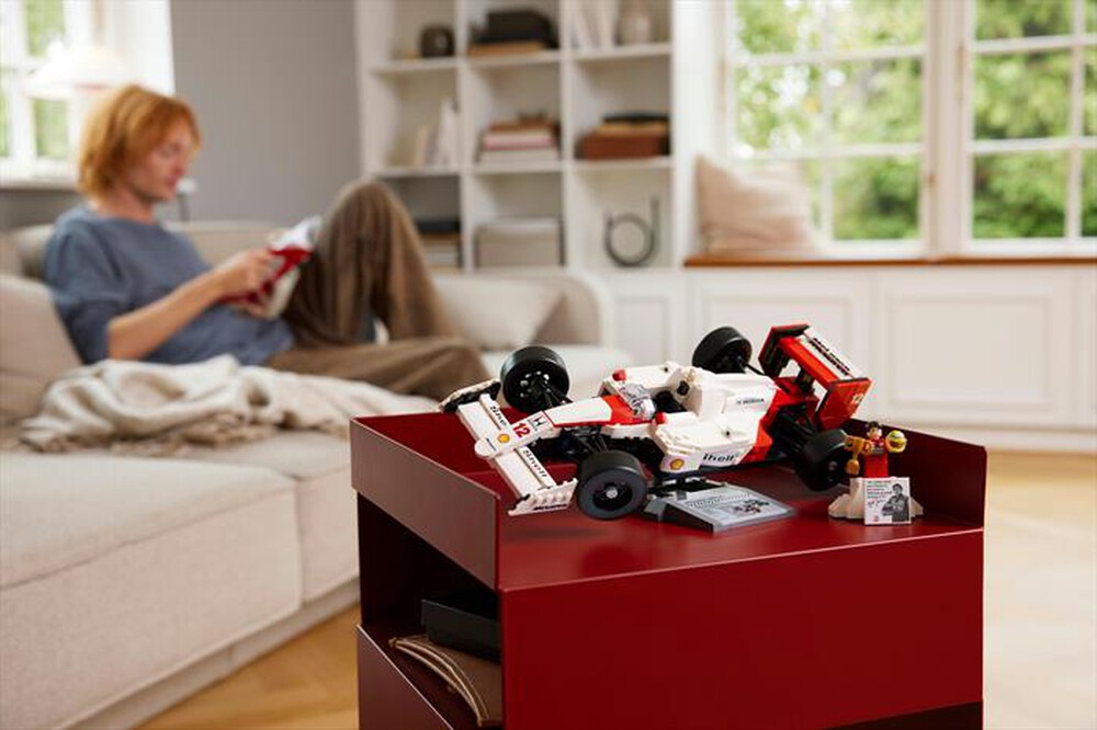Immagine del prodotto LEGO - ICONS McLaren MP4/4 e Ayrton Senna 10330