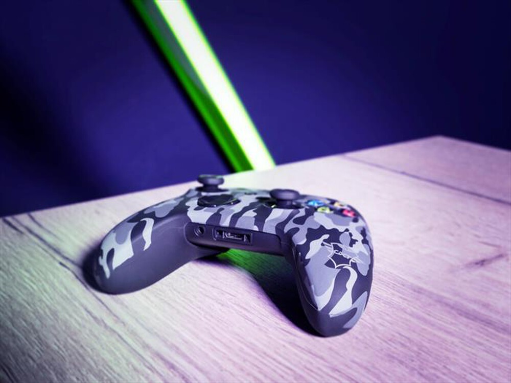 "TRUST - GXT749K CONTROLLER SKIN XBOX-Black Camouflage"