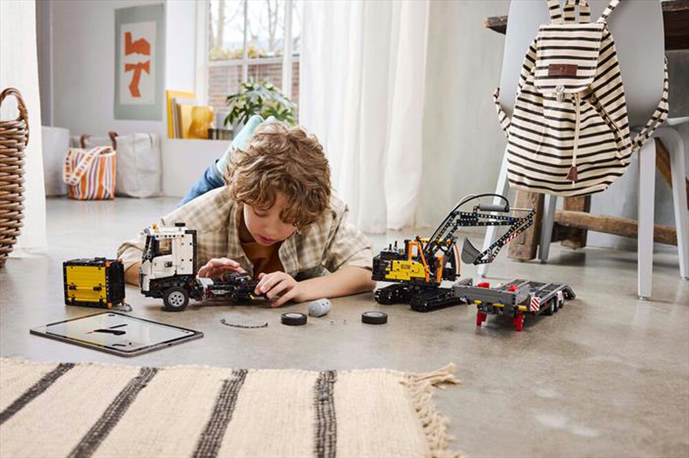 Immagine del prodotto LEGO - TECHNIC Autocarro Volvo Escavatore elettrico 42175