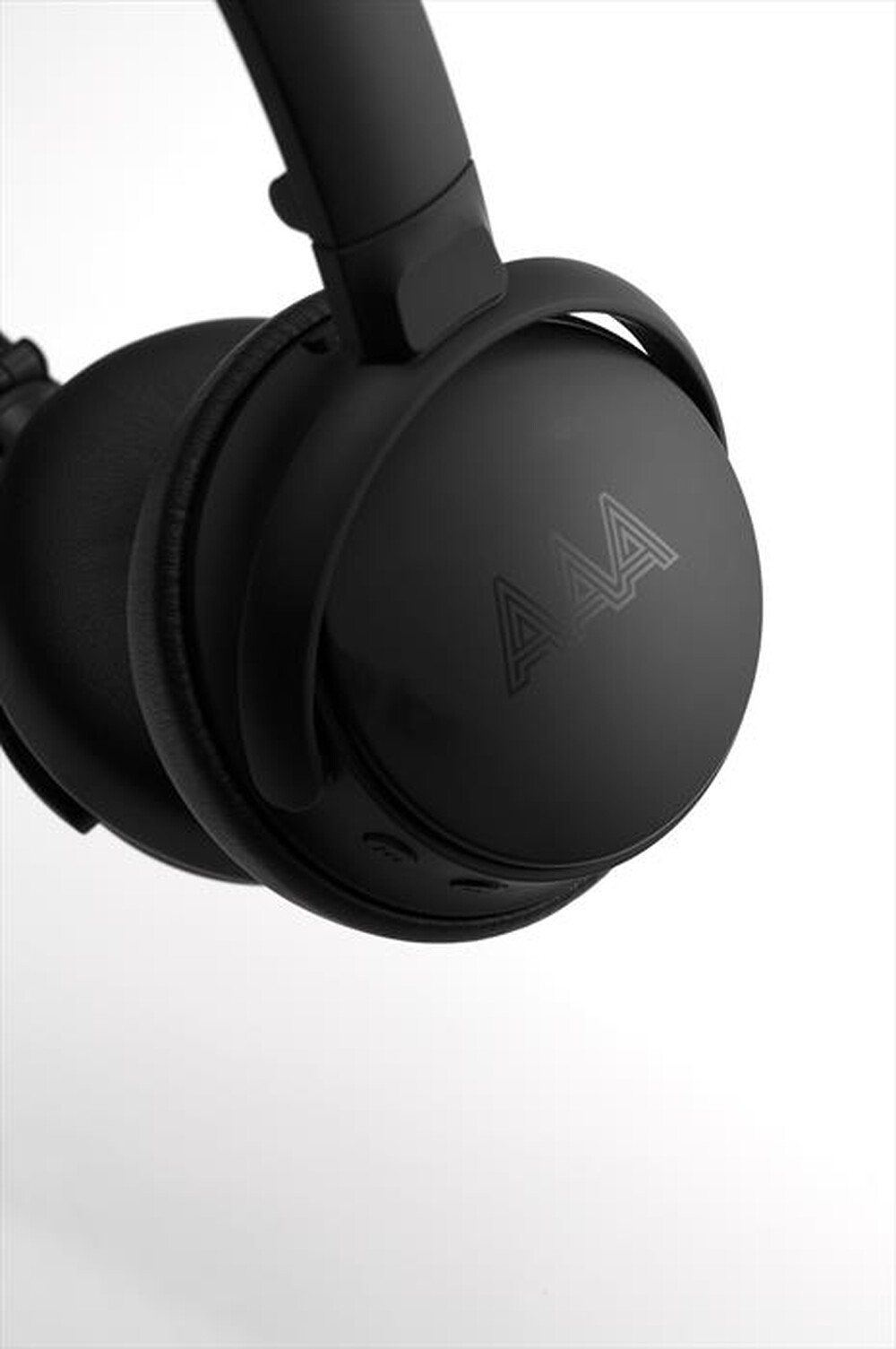 "AAAMAZE - CUFFIE BLUETOOTH RANGE"