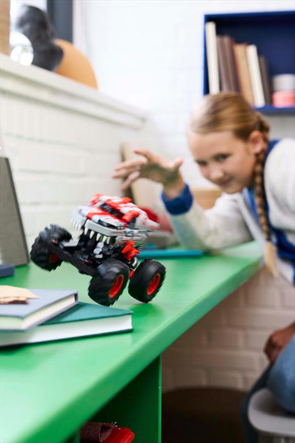 Immagine del prodotto LEGO - TECHNIC Pull-back Monster Jam™ ThunderROARus 42200