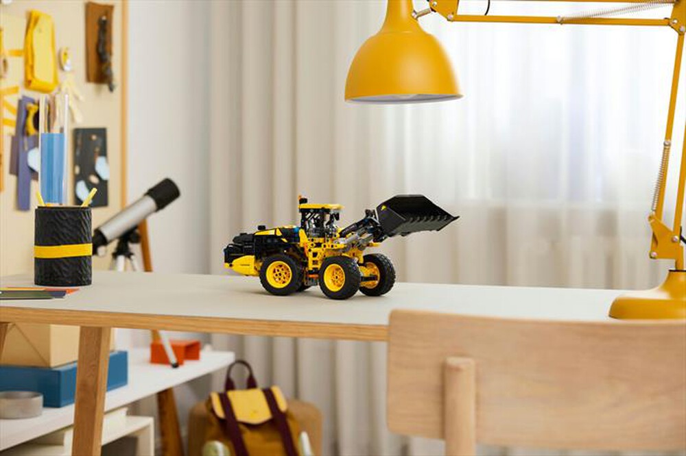 "LEGO - PALA GOMMATA VOLVO L120 ELECTRIC-,"
