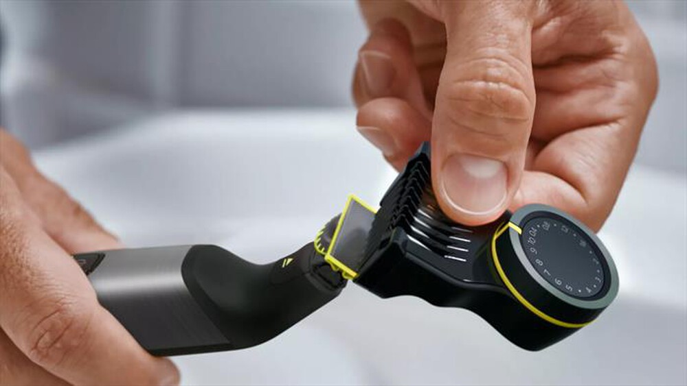 Immagine del prodotto PHILIPS - Regolabarba OneBlade Pro 360 Face + Body QP6652/61-Nero