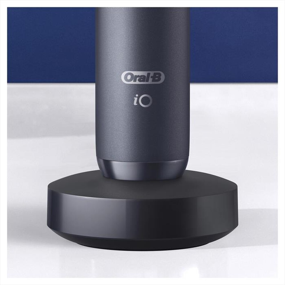 "ORAL-B - IO8N SERIES BLACK ONYX-NERO"