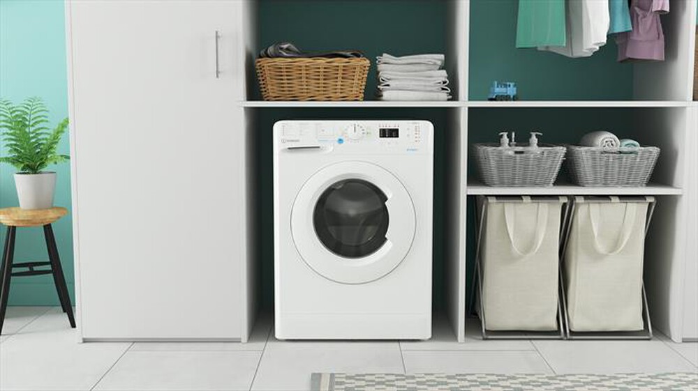 "INDESIT - Lavatrice slim BWSA 71051 W IT N 7 Kg Classe E"
