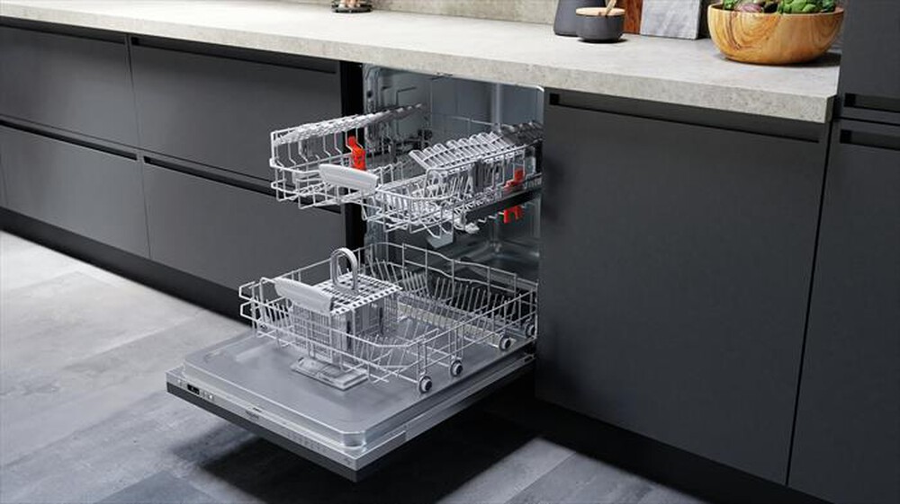 "HOTPOINT ARISTON - Lavastoviglie HIC 3C34 Classe D 14 coperti"
