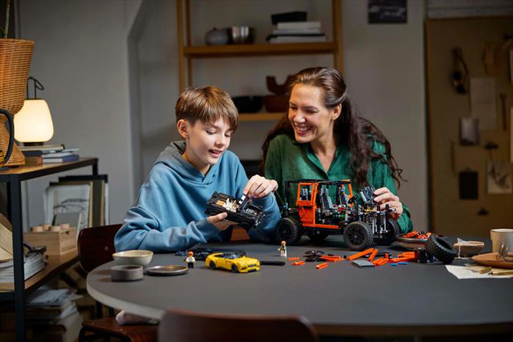 Immagine del prodotto LEGO - TECHNIC Mercedes-Benz G500 PROFESSIONAL Line 42177