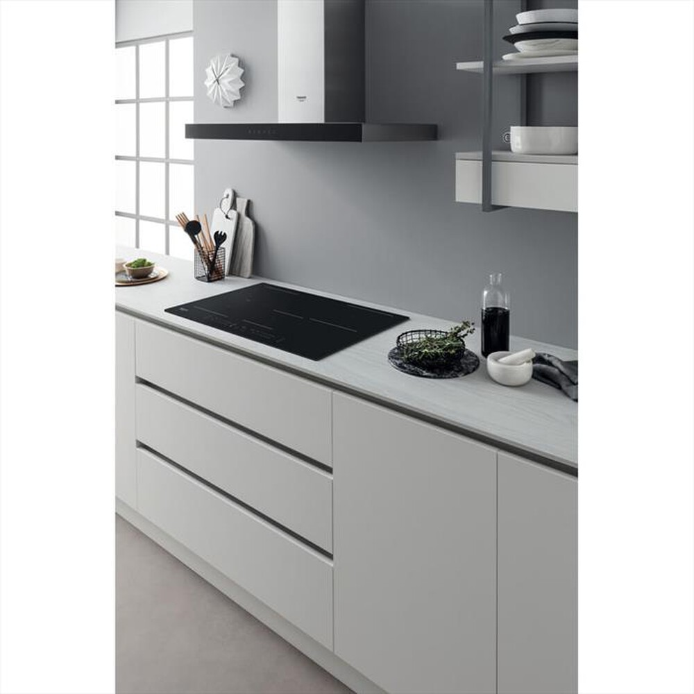 "HOTPOINT ARISTON - Piano induzione HS 1677C NE 77 cm-Nero"