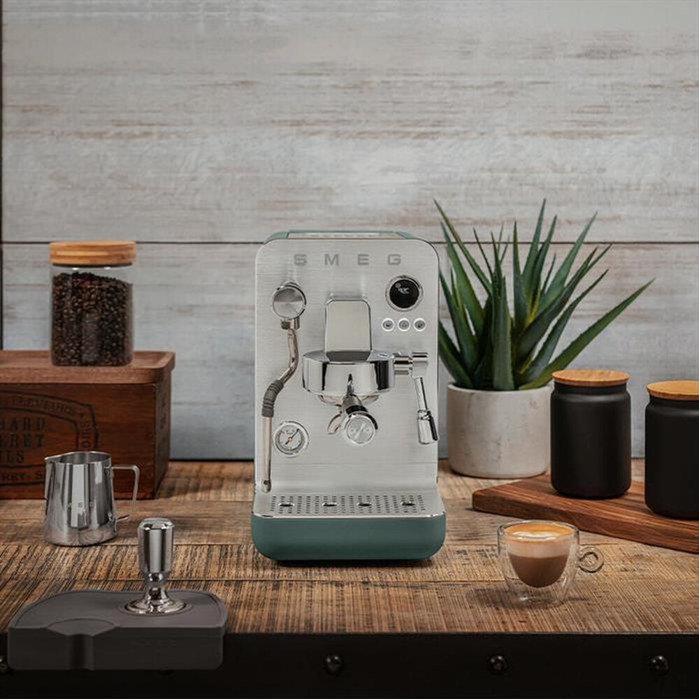 "SMEG - Macchina da caffè Espresso EMC02EGMEU-Verde smeraldo"