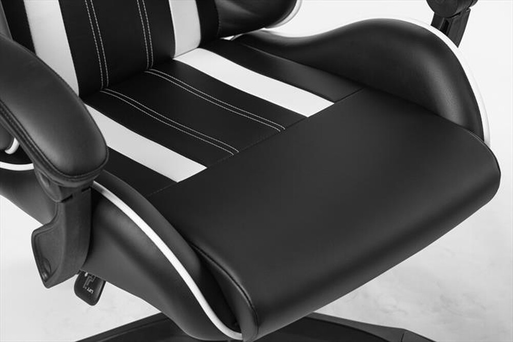 "QUBICK - GAMING CHAIR JUVENTUS FINO ALLA FINE-BIANCO/NERO"