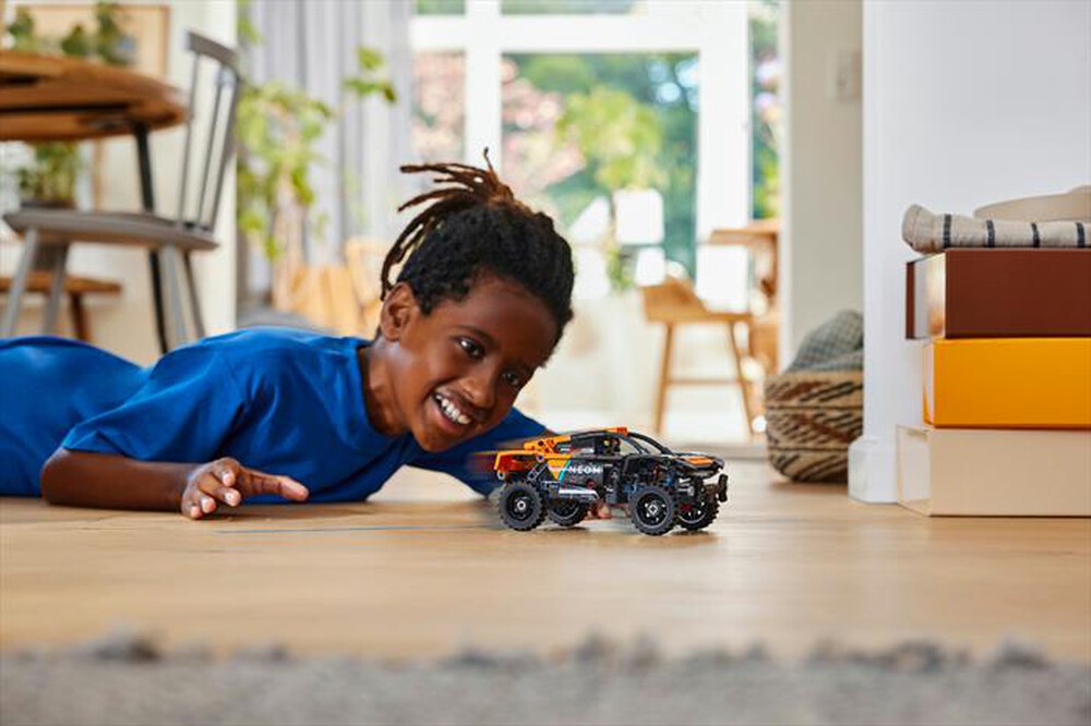Immagine del prodotto LEGO - TECHNIC NEOM McLaren Extreme E Race Car 42166