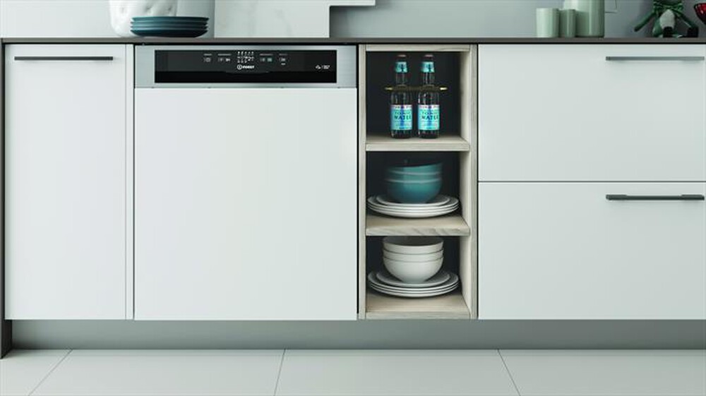 "INDESIT - Lavastoviglie I3B L634 B Classe D 14 coperti"