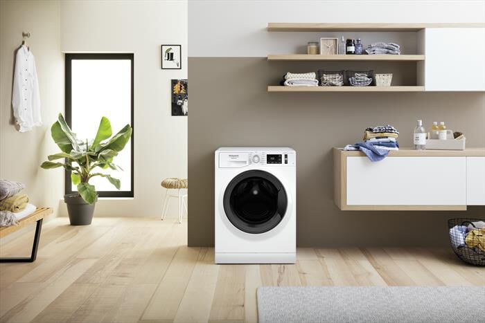 HOTPOINT ARISTON - Lavatrice NG845WMA IT N 8 Kg Classe B | Euronics