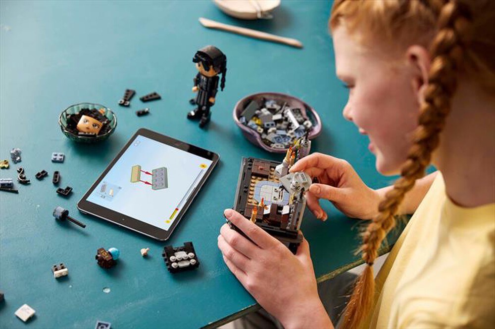 Immagine del prodotto LEGO - WEDNESDAY Personaggio di Mercoledì Addams 76780