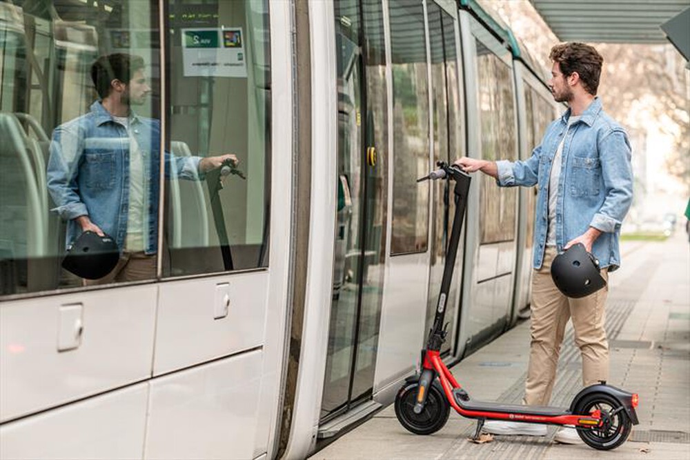 "SEGWAY - D18E-BLACK/RED"