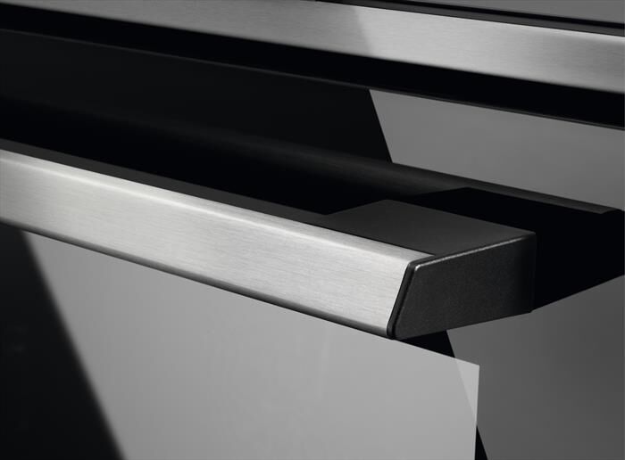 ELECTROLUX - Forno incasso elettrico EOB9S21WX Classe A++-Estetica  Intuit/Inox+nero | Euronics
