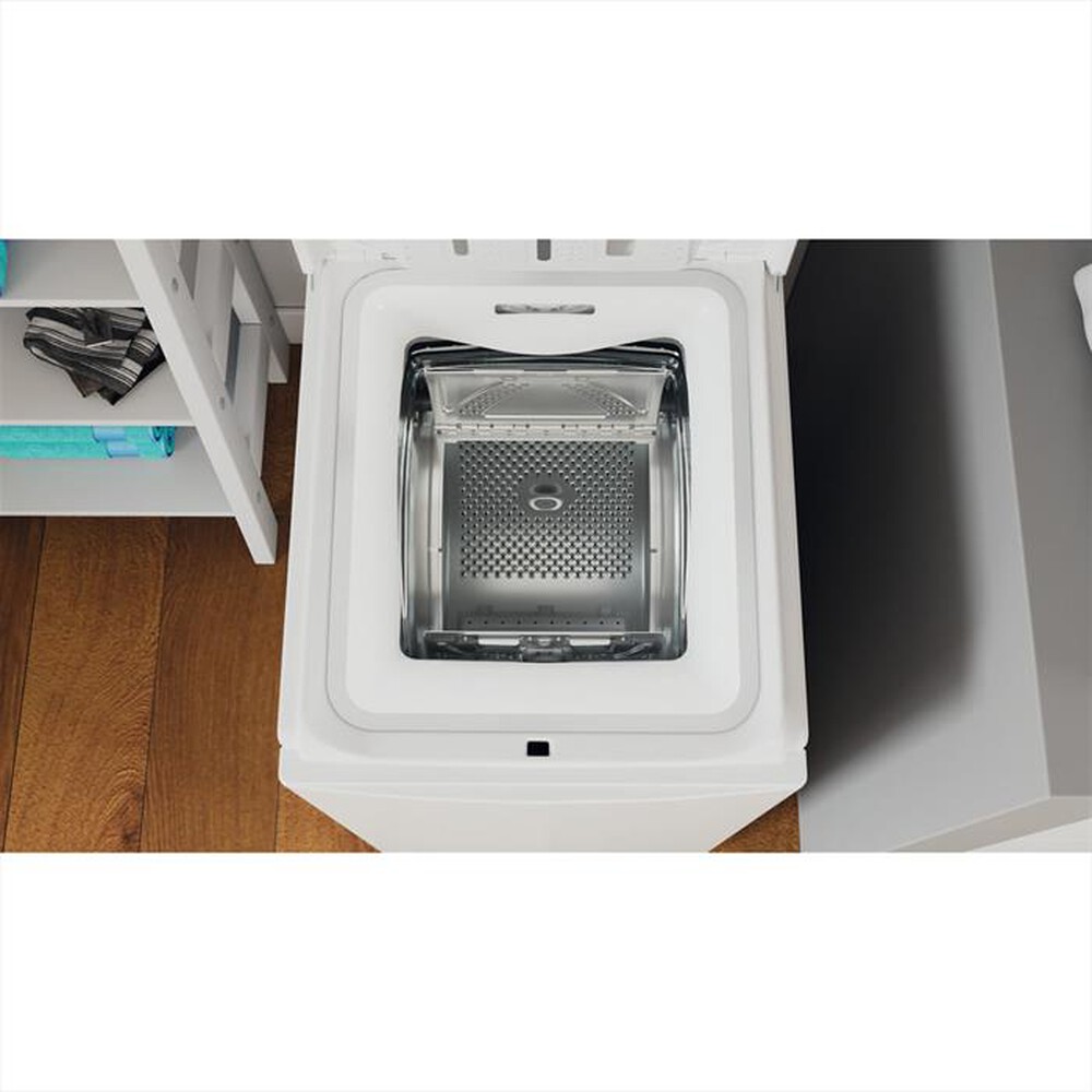 "INDESIT - Lavatrice BTW L50300 IT/N 5 Kg Classe D"