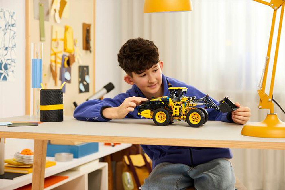 "LEGO - PALA GOMMATA VOLVO L120 ELECTRIC-,"