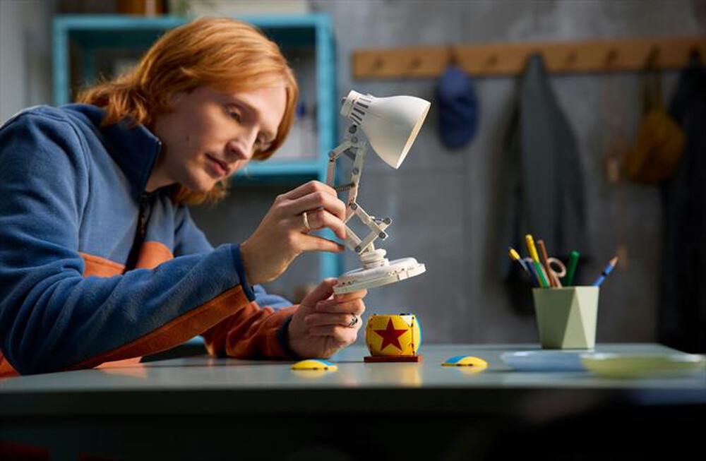 "LEGO - IDEAS Disney Pixar Luxo Jr. - 21357"