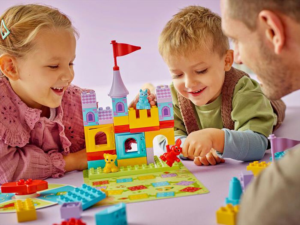 "LEGO - GIOCO AL CASTELLO CON SALTERELLO-,"