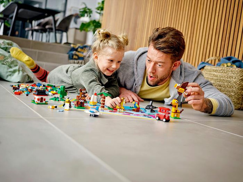 Immagine del prodotto LEGO - CLASSIC GIRO DEL MONDO - 11015