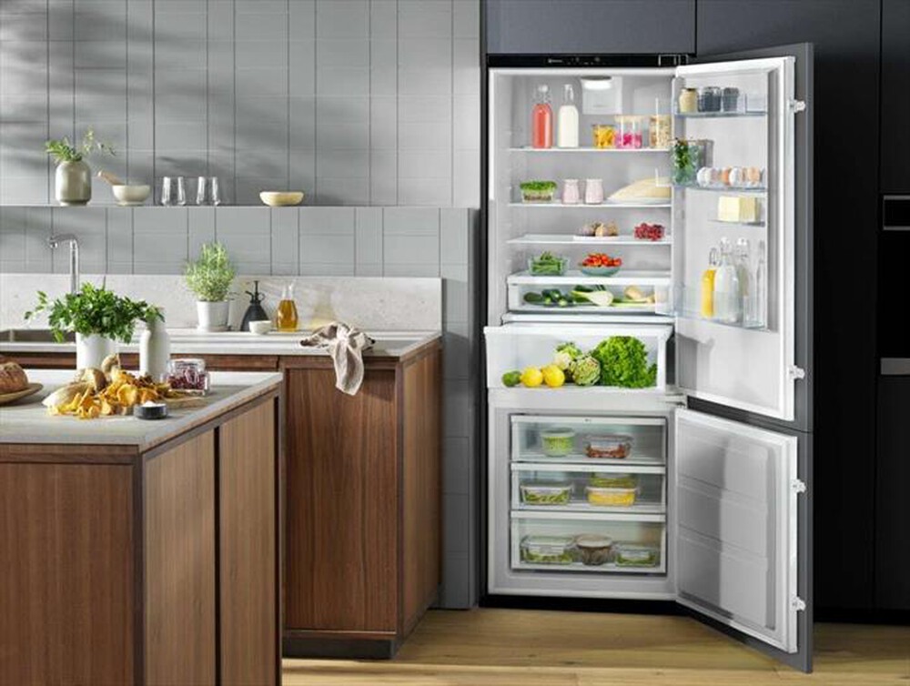 Immagine del prodotto ELECTROLUX - Frigorifero combinato ENG7TE75S Classe E 376 lt