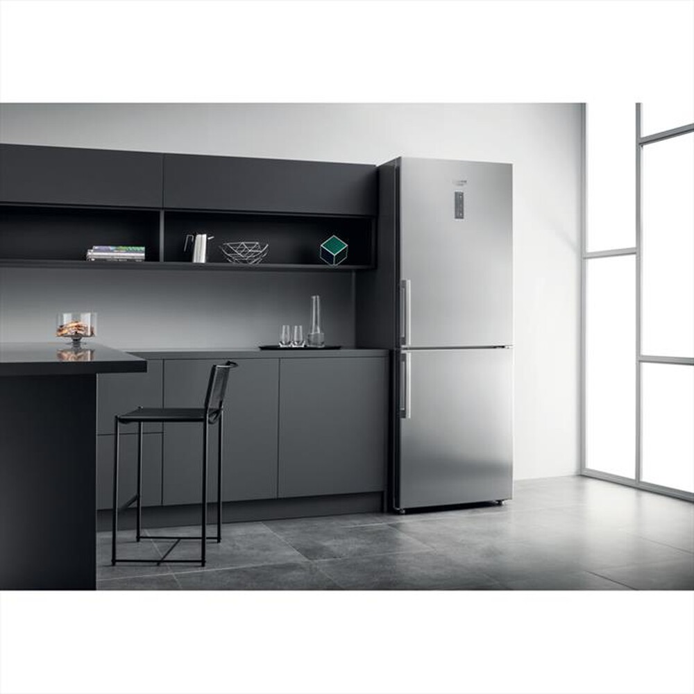 "HOTPOINT ARISTON - Frigorifero combinato HA70BE 72 X Classe E"