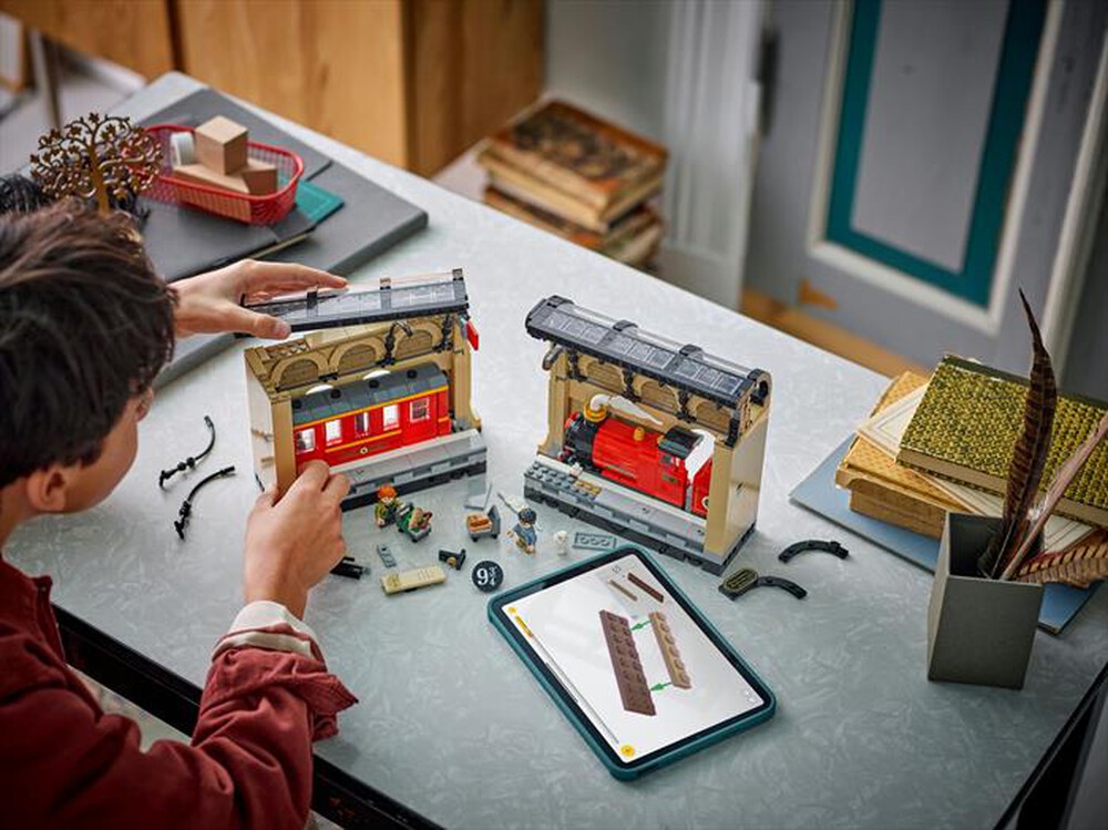 Immagine del prodotto LEGO - HARRY POTTER Book Nook Espresso per Hogwarts 76450