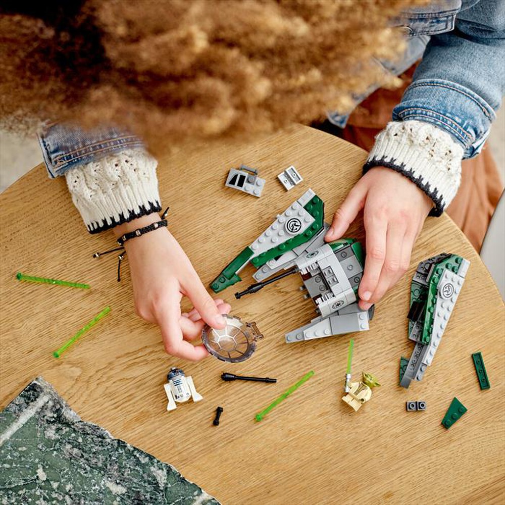 Immagine del prodotto LEGO - STAR WARS Jedi Starfighter di Yoda - 75360