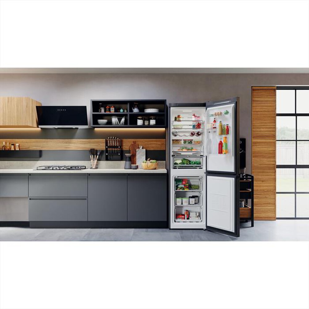 "HOTPOINT ARISTON - Frigorifero combinato HAFC8 TO32SK Classe E"