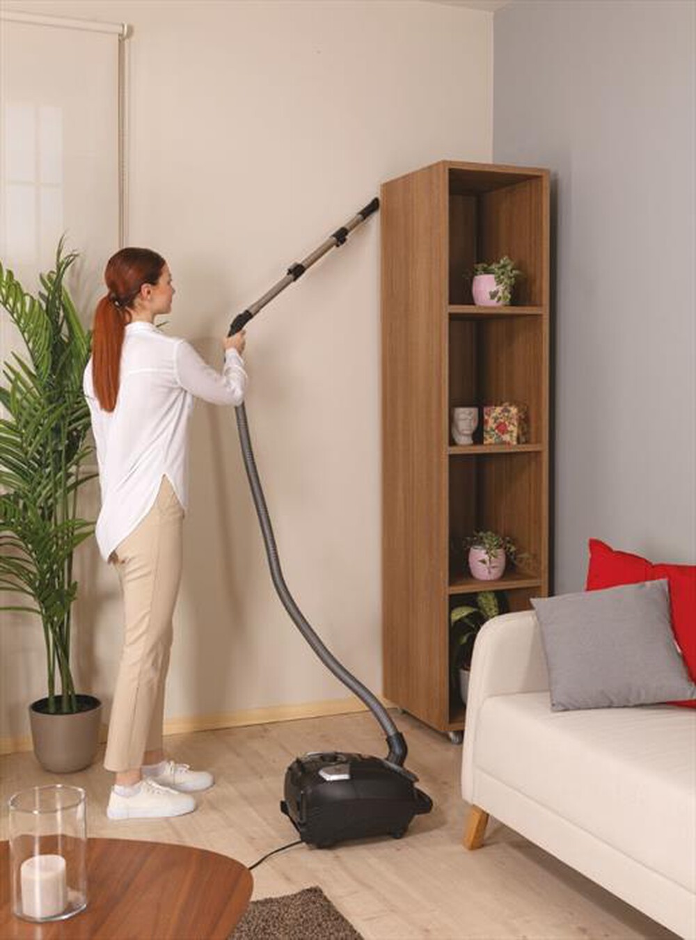 "HOOVER - Aspirapolvere a traino HE320PET-Nero"