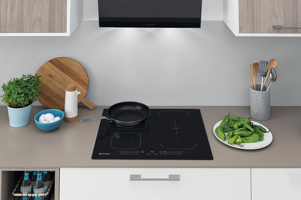 Immagine del prodotto INDESIT - Piano cottura induzione IB 65B60 NE 59 cm-Nero