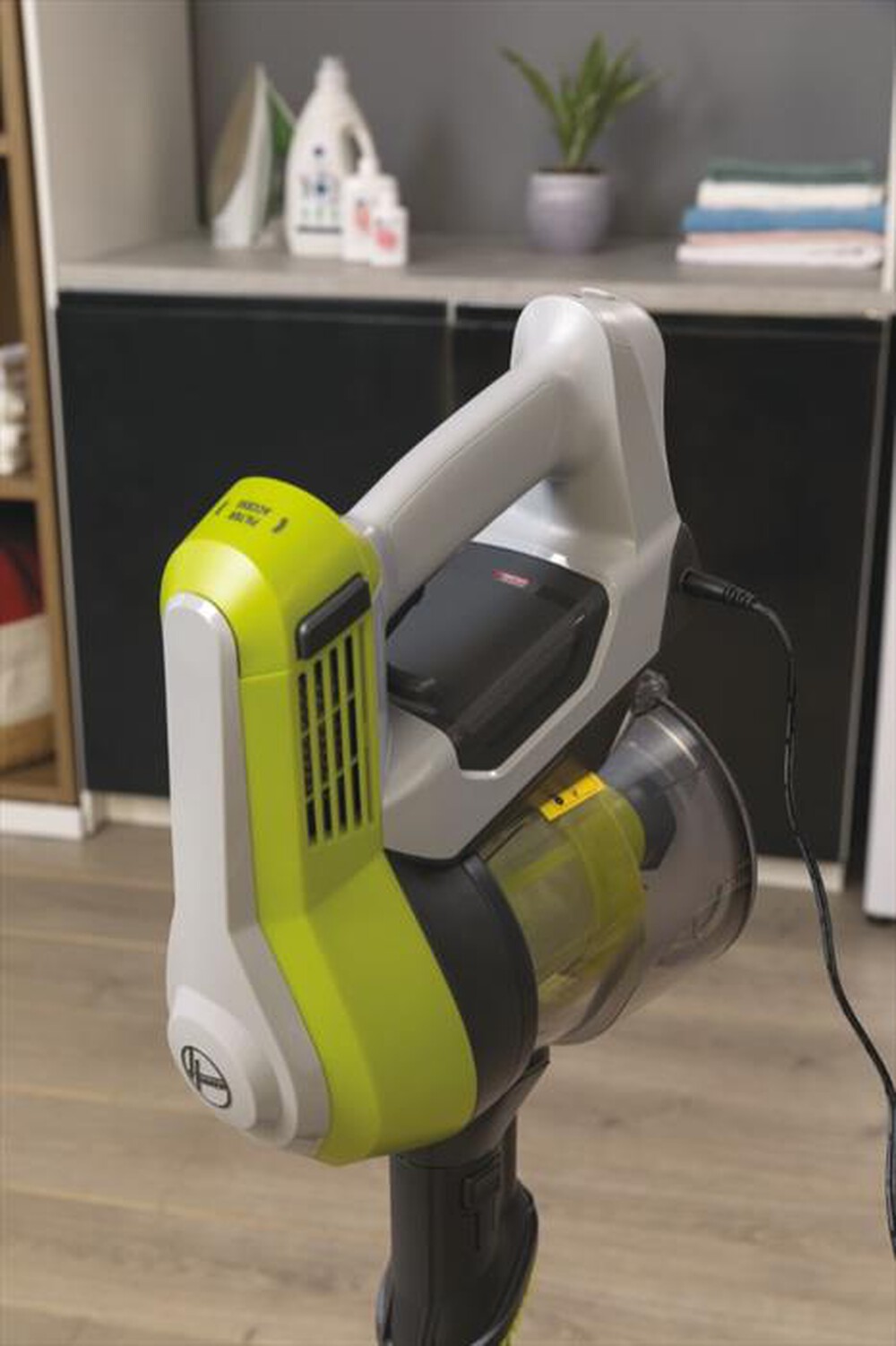 "HOOVER - Aspirapolvere ricaricabile HF110H 011-Gialla"