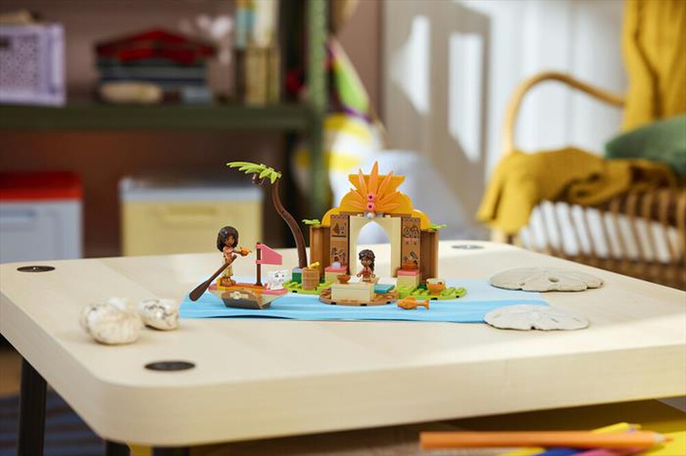 Immagine del prodotto LEGO - DISNEY Casa del villaggio e barca - 43282DISNEY Ca