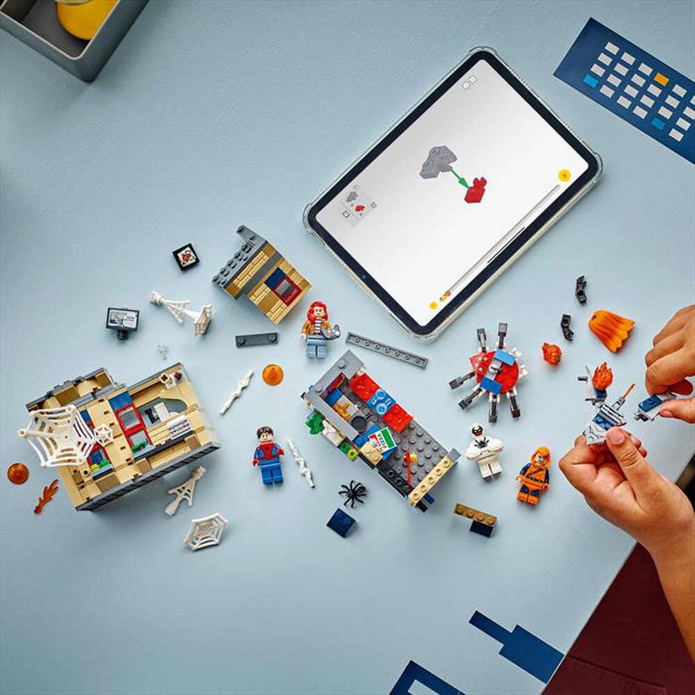 Immagine del prodotto LEGO - 72043 MARIO KART   MARIO INTERATTIVO E KART-,