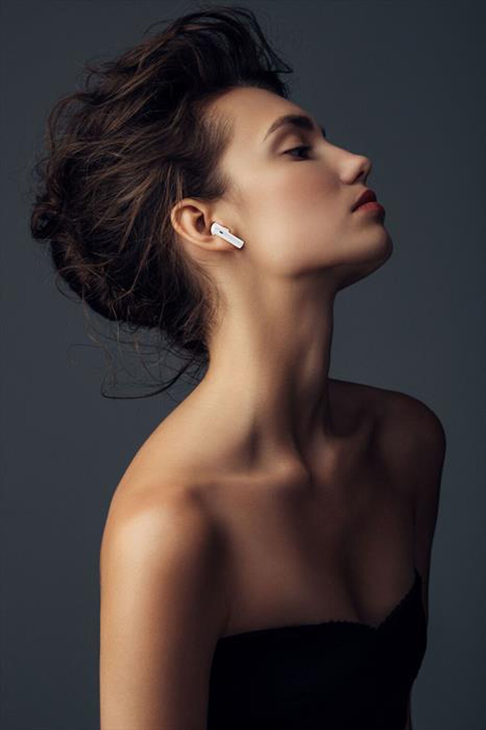 Immagine del prodotto CELLULARLINE - Auricolare bluetooth BTCOREPROTWSW-Bianco