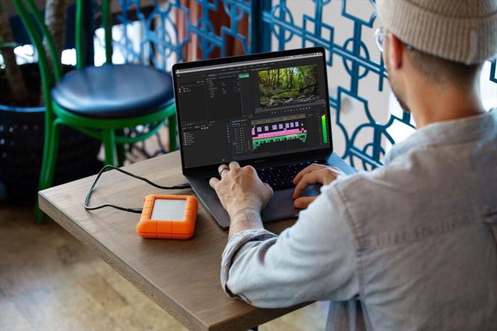 "LACIE - 1TB RUGGED BOSS SSD"