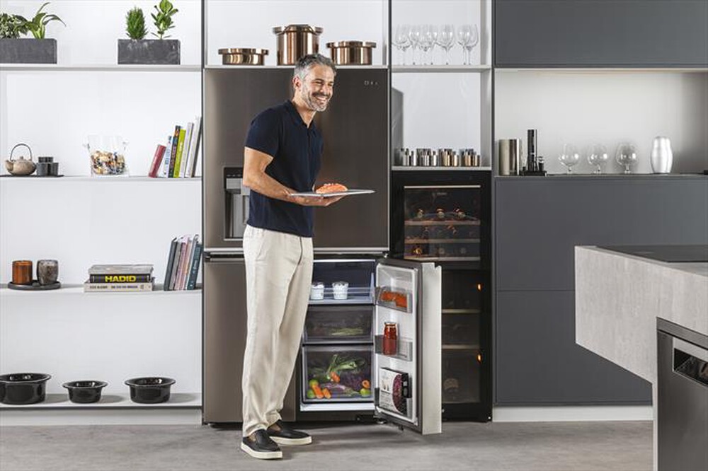 Immagine del prodotto HAIER - Frigorifero side by side HCR7918EIMP ClasseE 601lt-Platino, Acciaio inossidabile