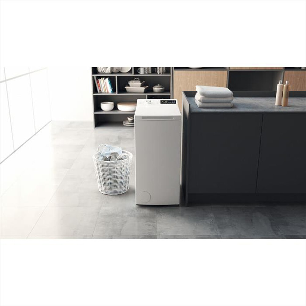 Immagine del prodotto HOTPOINT ARISTON - Lavatrice EU TL R4256BS IT 6,5 Kg Classe C