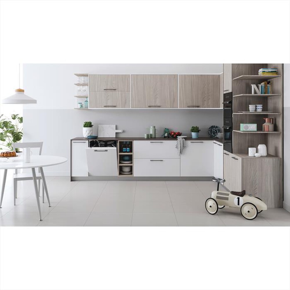 "INDESIT - Lavastoviglie incasso DIC 3C24 A Classe E"