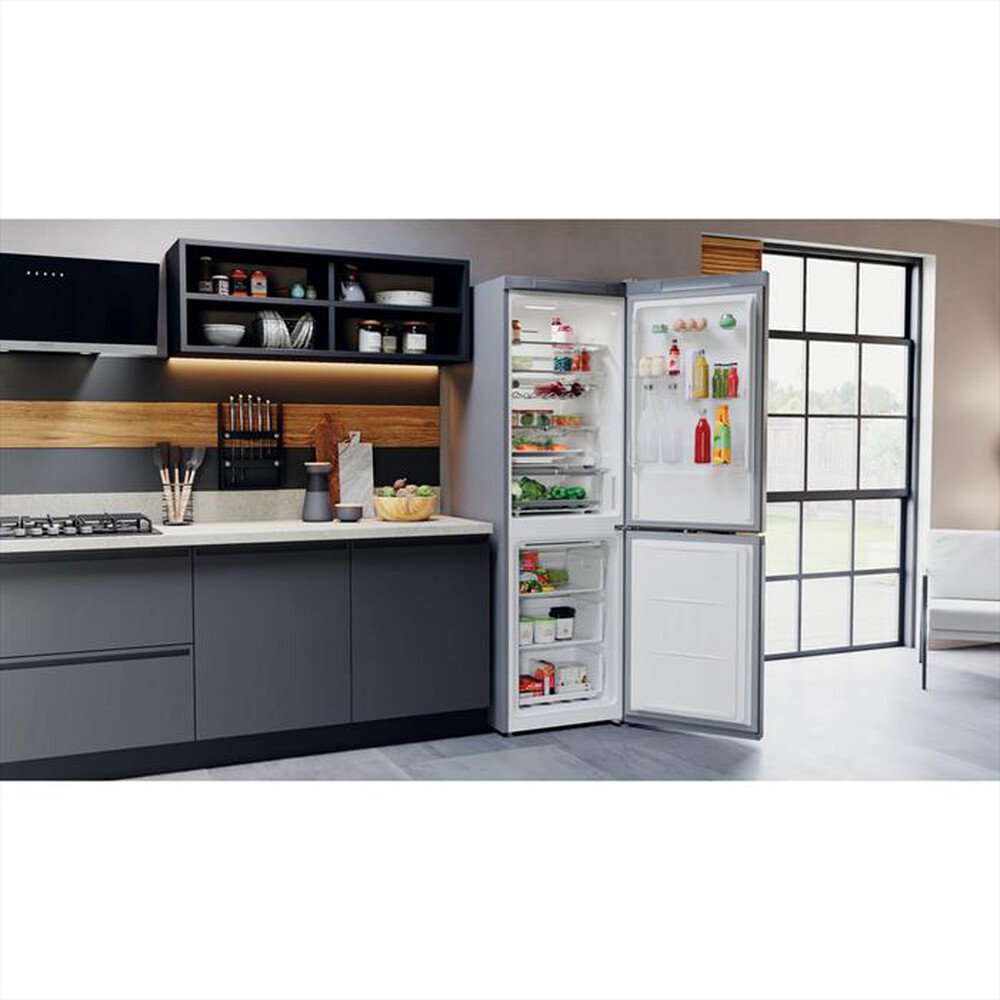 "HOTPOINT ARISTON - Frigorifero combinato HAFC8TT43SXO3 Classe D"