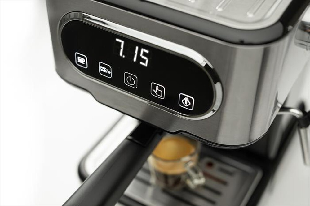 "HISENSE - Macchina da caffè espresso HESCM15DBK-Inox"