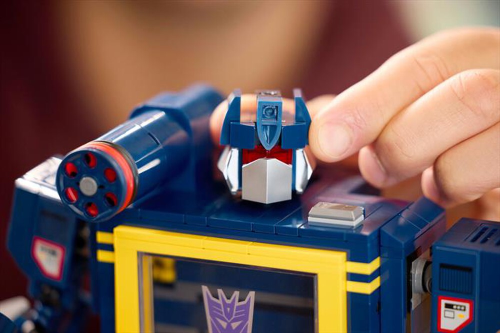 Immagine del prodotto LEGO - ICONS Transformers: Soundwave 10358