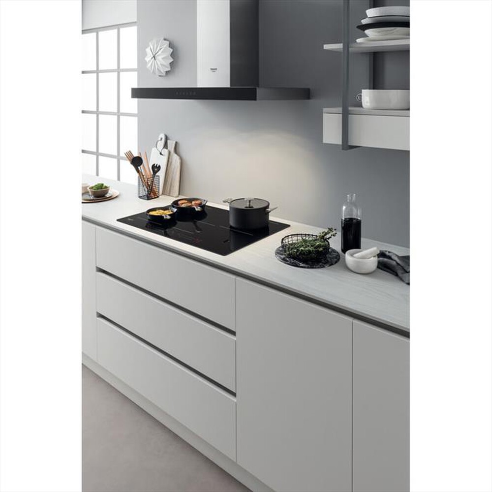 "HOTPOINT ARISTON - Piano induzione HS 1677C NE 77 cm-Nero"